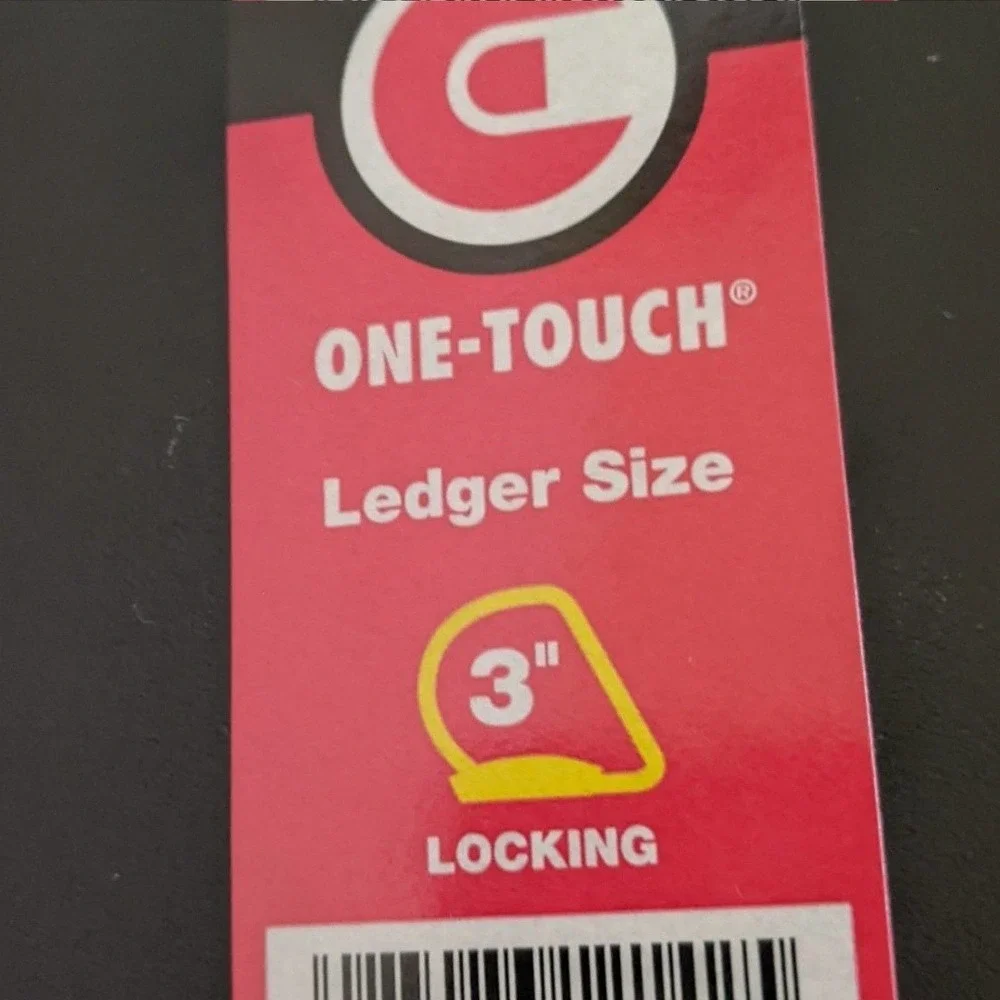 New cardinal ledger Binder one touch easy open 650 sheets capacity